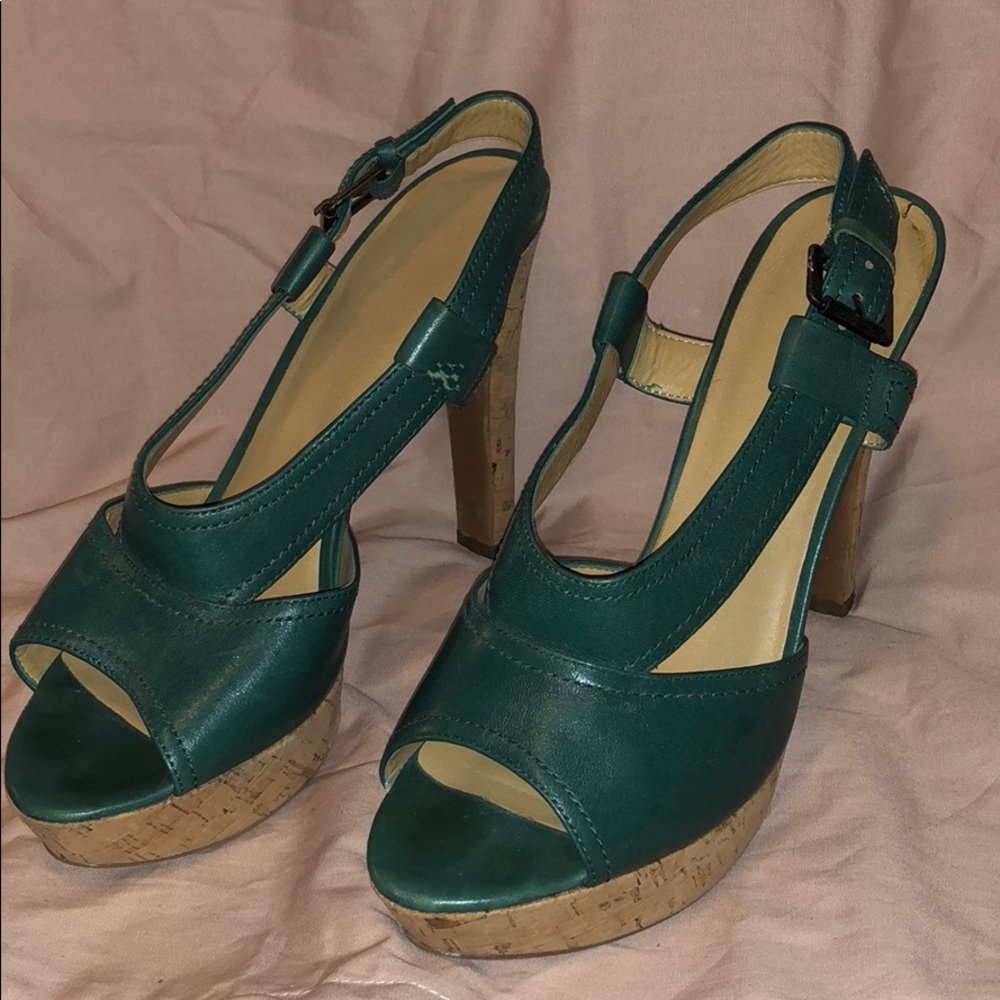 Beautiful cork bottom teal heels!